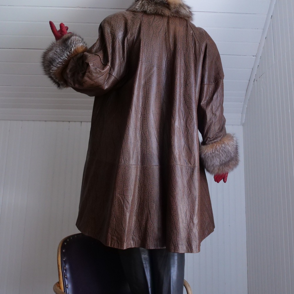 AMAZING vintage 80s brown leather fox fur trimmed long coat shaved beaver lining - Picture 11 of 11